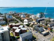 Top Floor Apartment with Ocean Views Prime South...