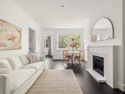 Top floor Art Deco home with tranquil leafy outlook