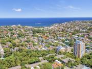 Top Floor Corner Apartment with Views to the Ocean &...