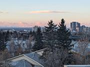 Top Floor, Corner Unit, City and Mountain View