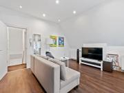 Top Floor Flat, Acton High Street W3, 1 bed flat to...
