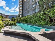 Top Floor in Skyring Apartments with River Views