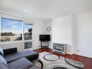 Top Floor Living Near the Yarra in a Prime Hawthorn...