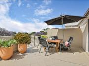 Top Floor Living with Dual Views