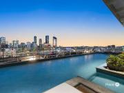 Top Floor Luxury with Sweeping City Views Top Floor Luxury with Sweeping City Views