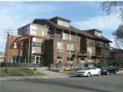 Top Floor Parkdale Loft close to Hospitals & Bike trail...