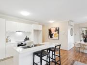 Top floor perfection & timeless appeal