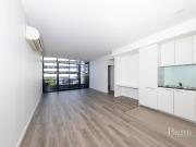 top floor & refurbished at travancore on the park