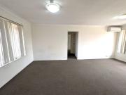 TOP FLOOR, SPACIOUS APARTMENT