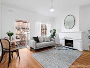 Top Floor Sun splashed Sanctuary Steps to the Bay & Shops