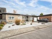 Top gepflegter Bungalow mit traumhaftem Grundstück in...