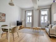 ENTZÜCKENDE ALTBAUWOHNUNG + 2023 komplett saniert + U...