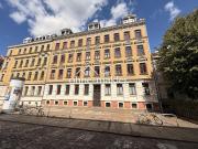 Provisionsfreie & vermietete Altbauwohnung mit 5 %...