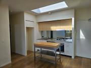 Top Level Modern Penthouse Apartment Overlooking... Top Level Modern Penthouse Apartment Overlooking...