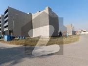 Top Location 8 Marla Commercial Plot Ideal For Business...