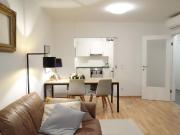 Top moderne Neubauwohnung mit Balkon! direkt bei U3,...