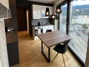 Top moderne und voll möblierte 2 Zimmer Wohnung inkl. TG...