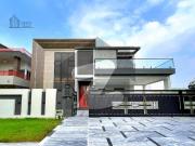 Top Quality 1 Kanal Designer House in B 17