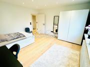 Top Renditeobjekt! Sanierte 4 Zi. Whg. mit etabliertem...