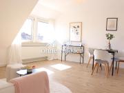 Top renovierte DG Wohnung mit Garage – ideal für...