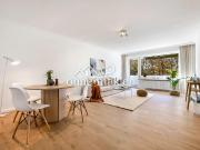 Top renovierte, sonnige und geräumige 3 Zimmer Wohnung...