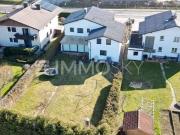 FAMILIENDOMIZIL MIT OPTIMALER RAUMAUFTEILUNG UND GROSSEM...