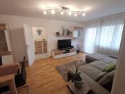 Top sanierte 2 Zimmer Wohnung mit 3 Balkonen – Nähe U3...