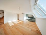 TOP SANIERTE 3 ZIMMER WOHNUNG IM DG AUF 2 EBENEN MIT... TOP SANIERTE 3 ZIMMER WOHNUNG IM DG AUF 2 EBENEN MIT...