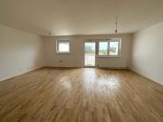 Top sanierte 4 Zimmer Wohnung mit Balkon
