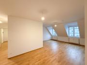 TOP ZUSTAND! 2 Zimmer Dachgeschoßwohnung in 1200 Wien...