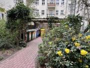 Zwei vermietete 1 Zimmer Wohnungen in Prenzlauer Berg...