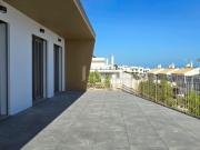 Topfloor T2 com piscina e garagem perto da praia em...