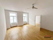 TOPLAGE Großzügige Altbauwohnung nahe Mariahilfer Straße!