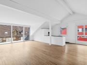 Topmoderne 3.5 Zimmer Dachwohnung in Niederscherli