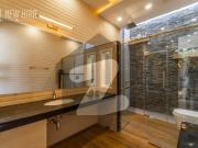 Topnotch one kanal luxury modern designed house for sale...