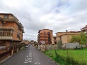 TOR VERGATA MONOLOCALE CON BALCONE