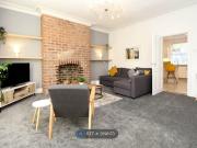 Tordoff Terrace, Leeds LS5, 4 bed terraced house to...