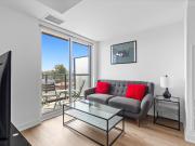 Toronto Furnished Condo for Rent Modern 1 Bedroom with...