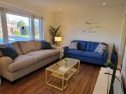 Toronto Furnished Home Rental 2 Bed + Den 1 Bath Entire...