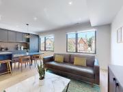 Toronto Furnished House for Rent Stunning 3 Bedroom...