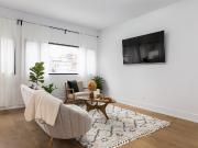 Toronto Furnished House Rental Stunning 2 Bedroom, 1...