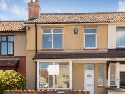 Toronto Road, Bristol BS7, 4 bed flat to rent, £2,995...