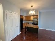 Toronto Unfurnished Condo Rental Gorgeous 1 Bed + Den 1...