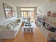 Torre Muy luminoso 3 dormitorios 2 baños Cochera fija...