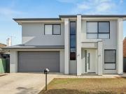 Torrens Titled. Low Maintenance Near City Living!