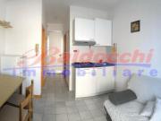 TORRETTE TRILOCALE CON TERRAZZO FRONTE MARE