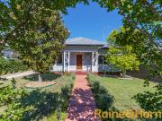 Totally Renovated Cottage in the Heart of South Dubbo