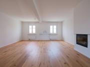 Totalsanierte Maisonette mit elegantem Flair, Altbau...