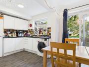 Totland Road, Brighton BN2, 7 bedroom terraced house to...