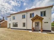 Tottington Road, Thompson, 5 Bedroom Detached